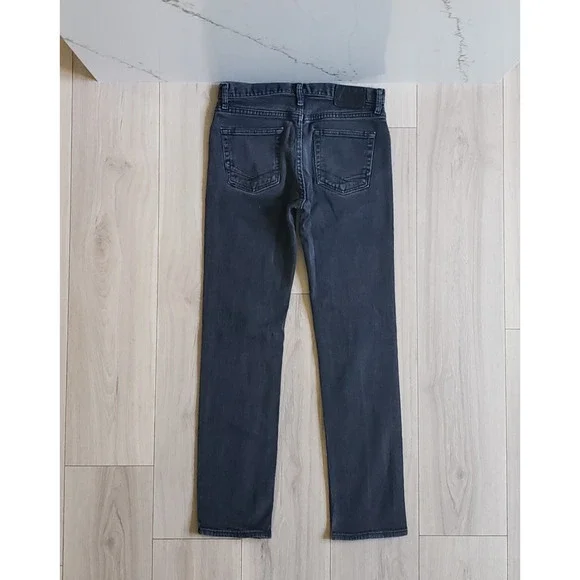 Vans V16 Jeans Mens 30x32 Black Slim Fit Mid Rise Skateboarding Denim Pants - Picture 1 of 9